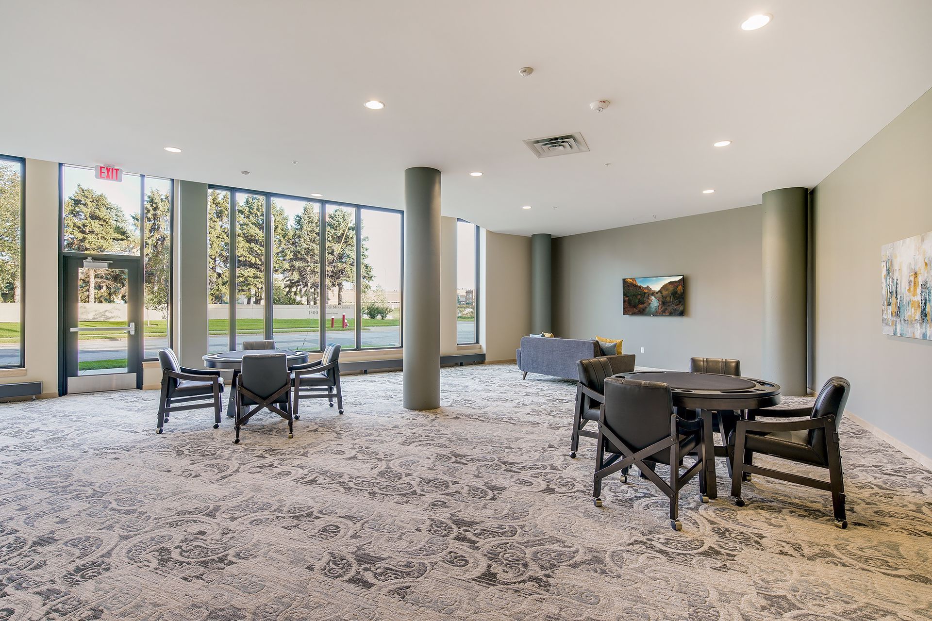  Sophisticated Legacy Condo with Sweeping River Views - 物件實景