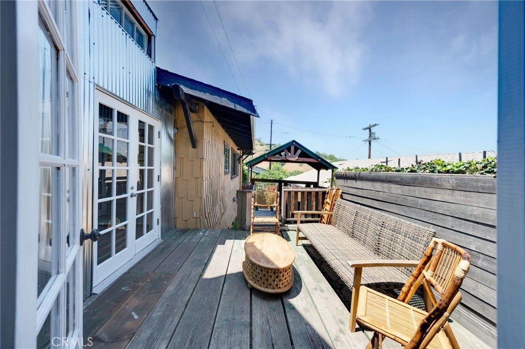 Los Angeles, California, 90031, United States, 3 Bedrooms Bedrooms, ,2 BathroomsBathrooms,Residential,For Sale,1862945