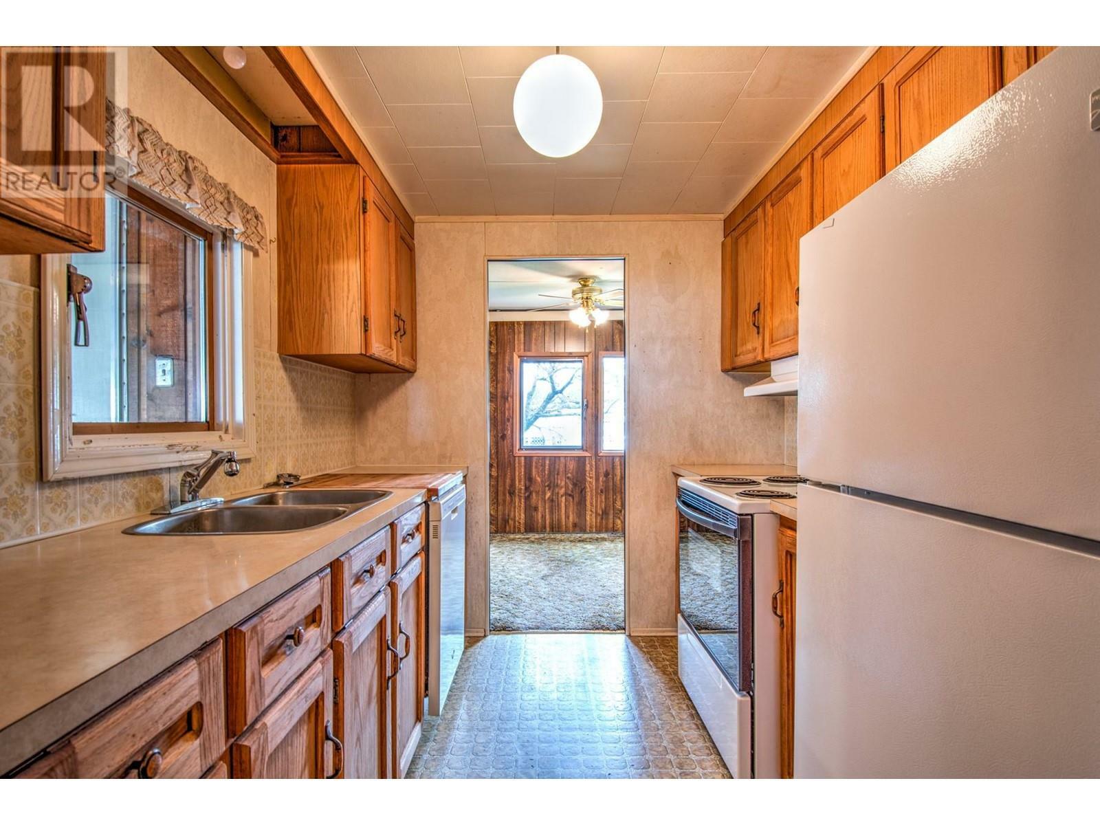 VERNON, British Columbia, V1B 3R3, CA, 3 Bedrooms Bedrooms, ,1 BathroomBathrooms,Residential,For Sale,1885937