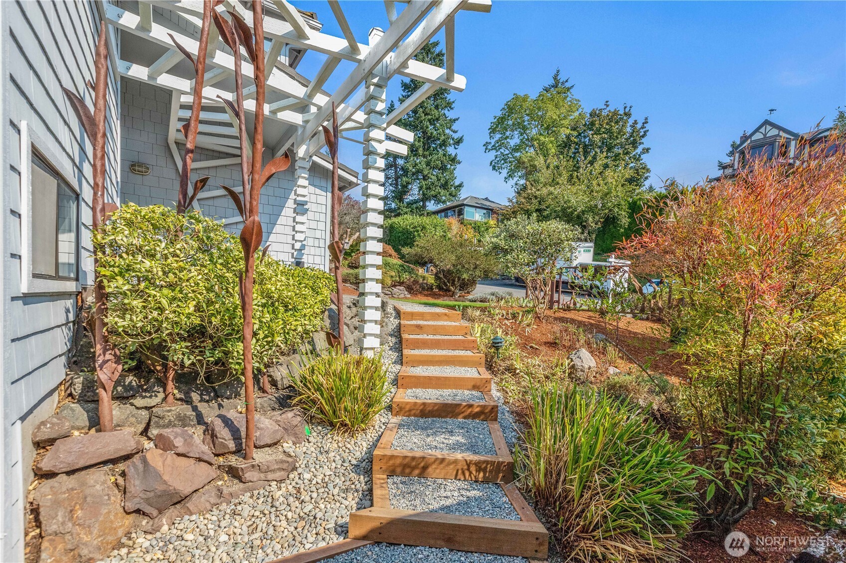 Seattle, Washington, 98116, United States, 3 Bedrooms Bedrooms, ,2 BathroomsBathrooms,Residential,For Sale,1977530