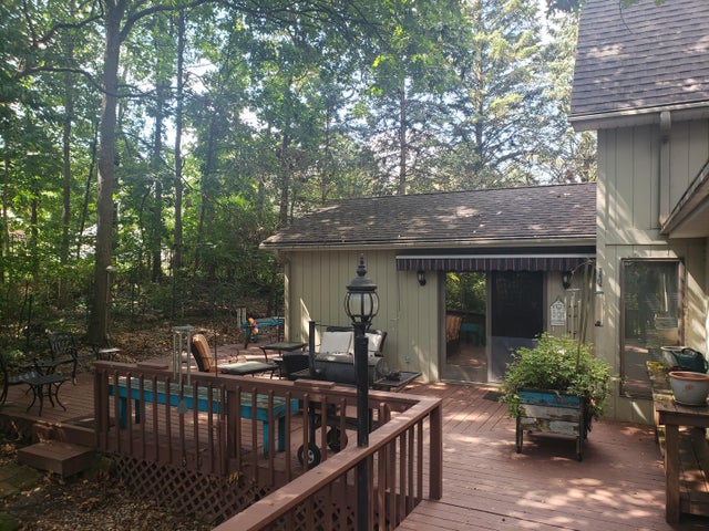 Valparaiso, Indiana, 46385, United States, 4 Bedrooms Bedrooms, ,4 BathroomsBathrooms,Residential,For Sale,1945024