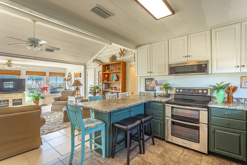 Saint George Island, Florida, 32328, United States, 4 Bedrooms Bedrooms, ,2 BathroomsBathrooms,Residential,For Sale,2005287