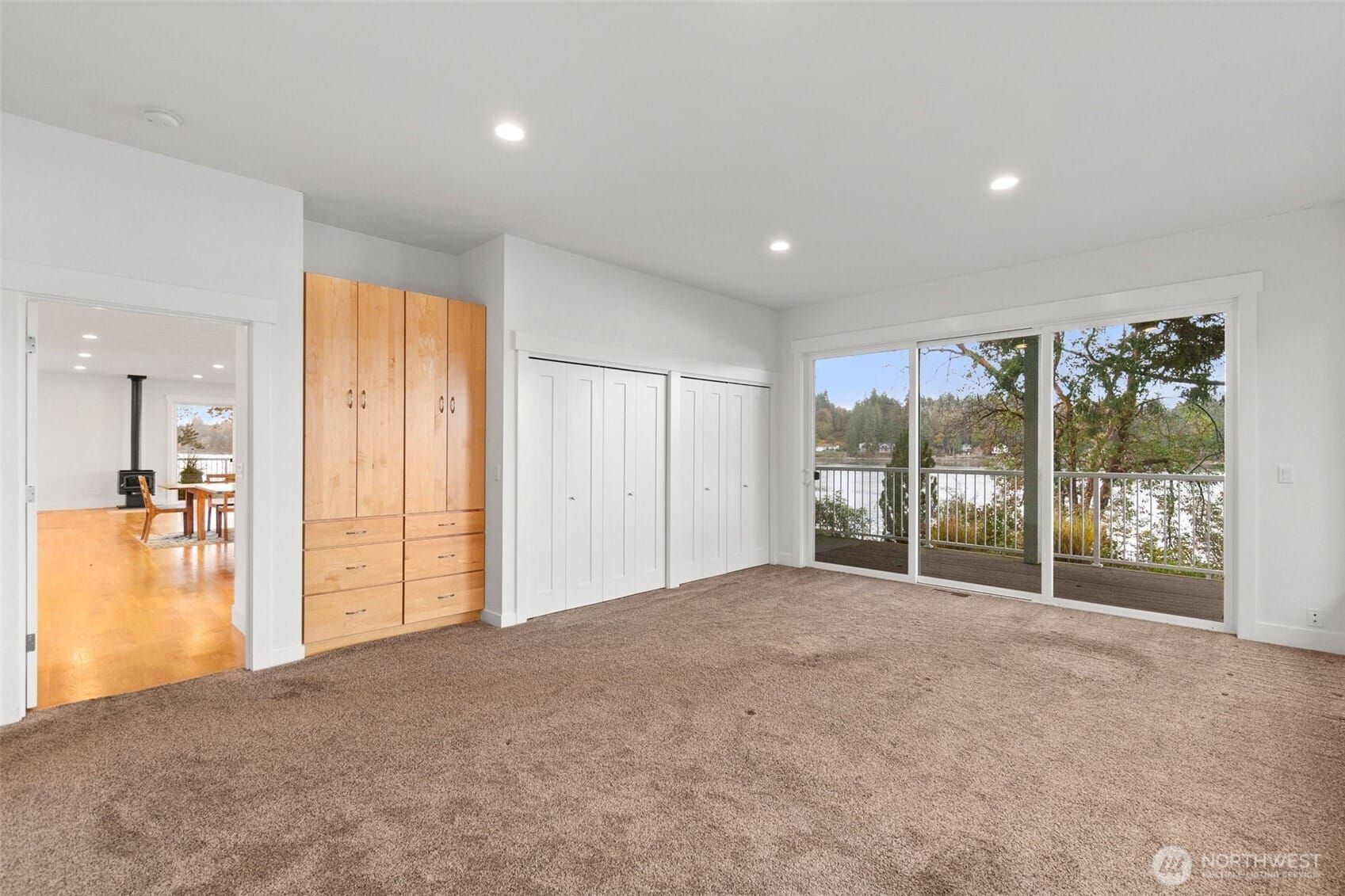 Shelton, Washington, 98584, United States, 3 Bedrooms Bedrooms, ,2 BathroomsBathrooms,Residential,For Sale,1992826