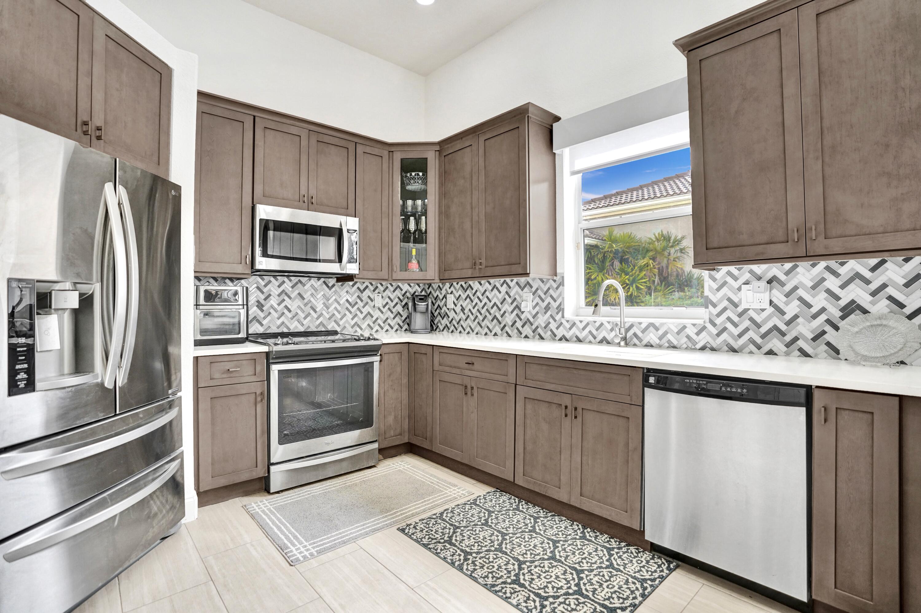 Lake Worth, Florida, 33463, United States, 3 Bedrooms Bedrooms, ,3 BathroomsBathrooms,Residential,For Sale,1905874