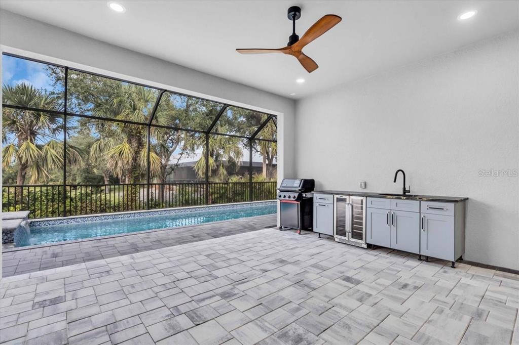 Nokomis, Florida, 34275, United States, 4 Bedrooms Bedrooms, ,5 BathroomsBathrooms,Residential,For Sale,1989128