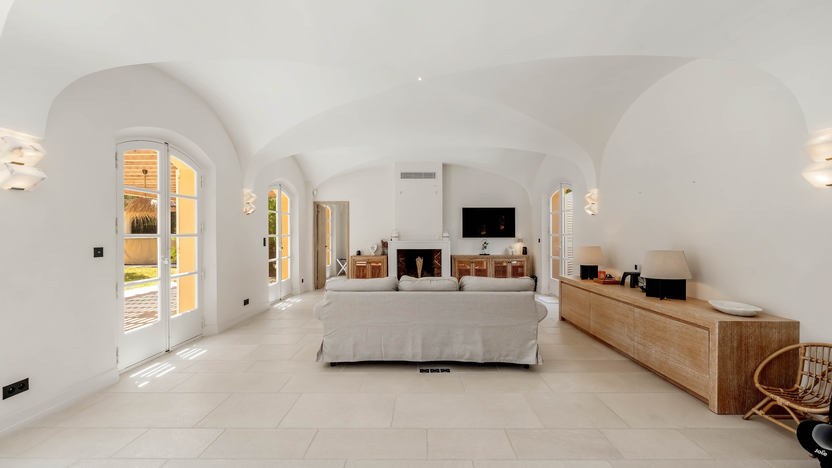  Grimaud villa de charme avec piscine, cinq chambres et grand jardin proche des … - 物件實景