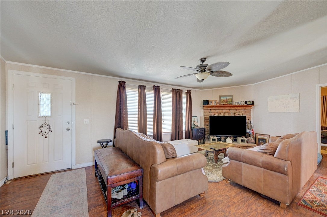 Las Vegas, Nevada, 89161, United States, 3 Bedrooms Bedrooms, ,2 BathroomsBathrooms,Residential,For Sale,2032219