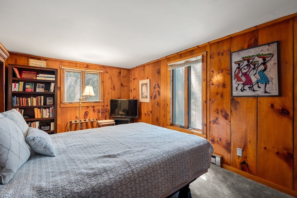 Holland, Massachusetts, 01521, United States, 7 Bedrooms Bedrooms, ,6 BathroomsBathrooms,Residential,For Sale,1941756