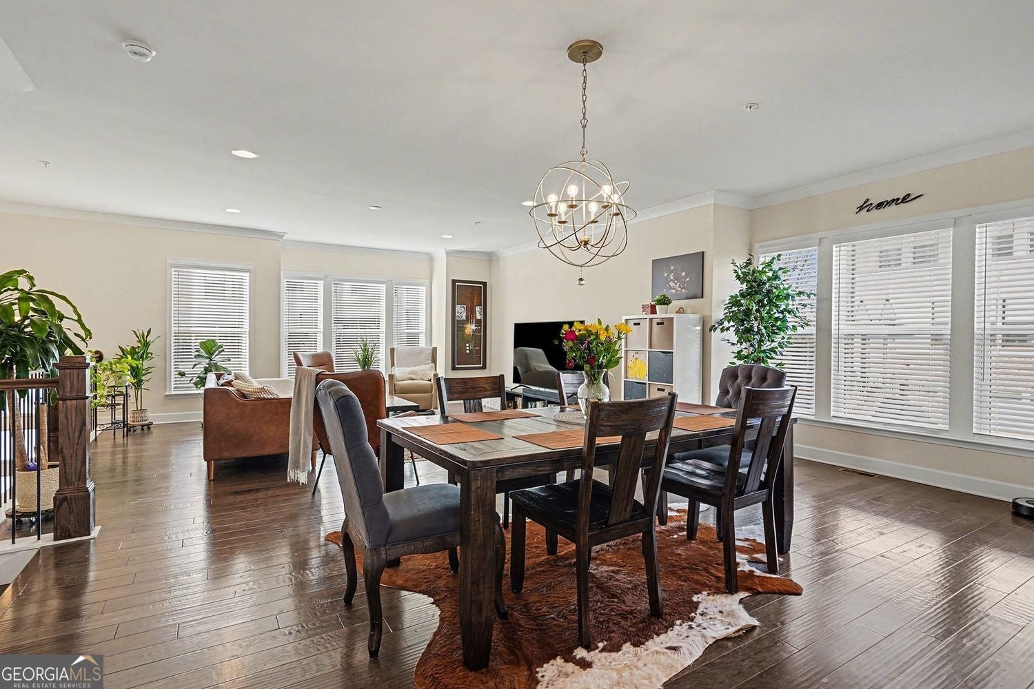 Smyrna, Georgia, 30080, United States, 4 Bedrooms Bedrooms, ,5 BathroomsBathrooms,Residential,For Sale,2013139