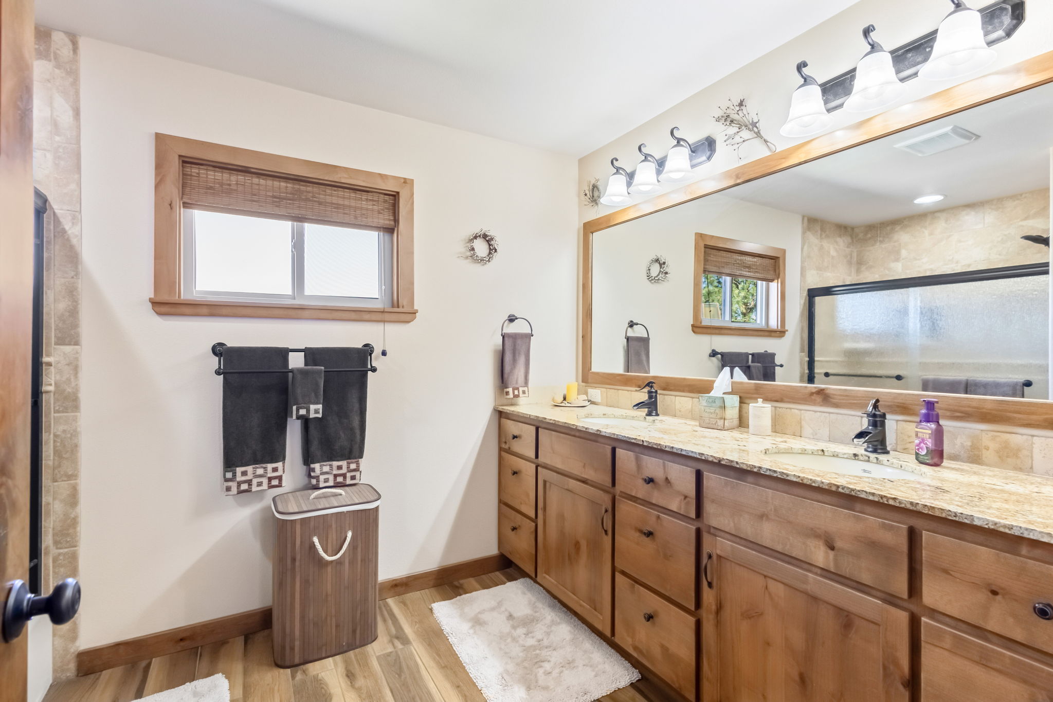 3068SW Reif Rd., Powell Butte, Oregon, 97753, United States, ,4 BathroomsBathrooms,Farm And Agriculture,For Sale,3068SW Reif Rd.,1589447
