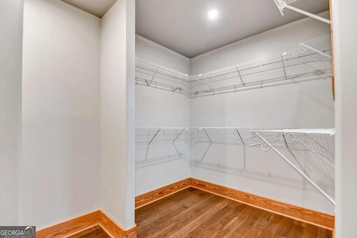 Athens, Georgia, 30606, United States, 2 Bedrooms Bedrooms, ,3 BathroomsBathrooms,Residential,For Sale,1992005