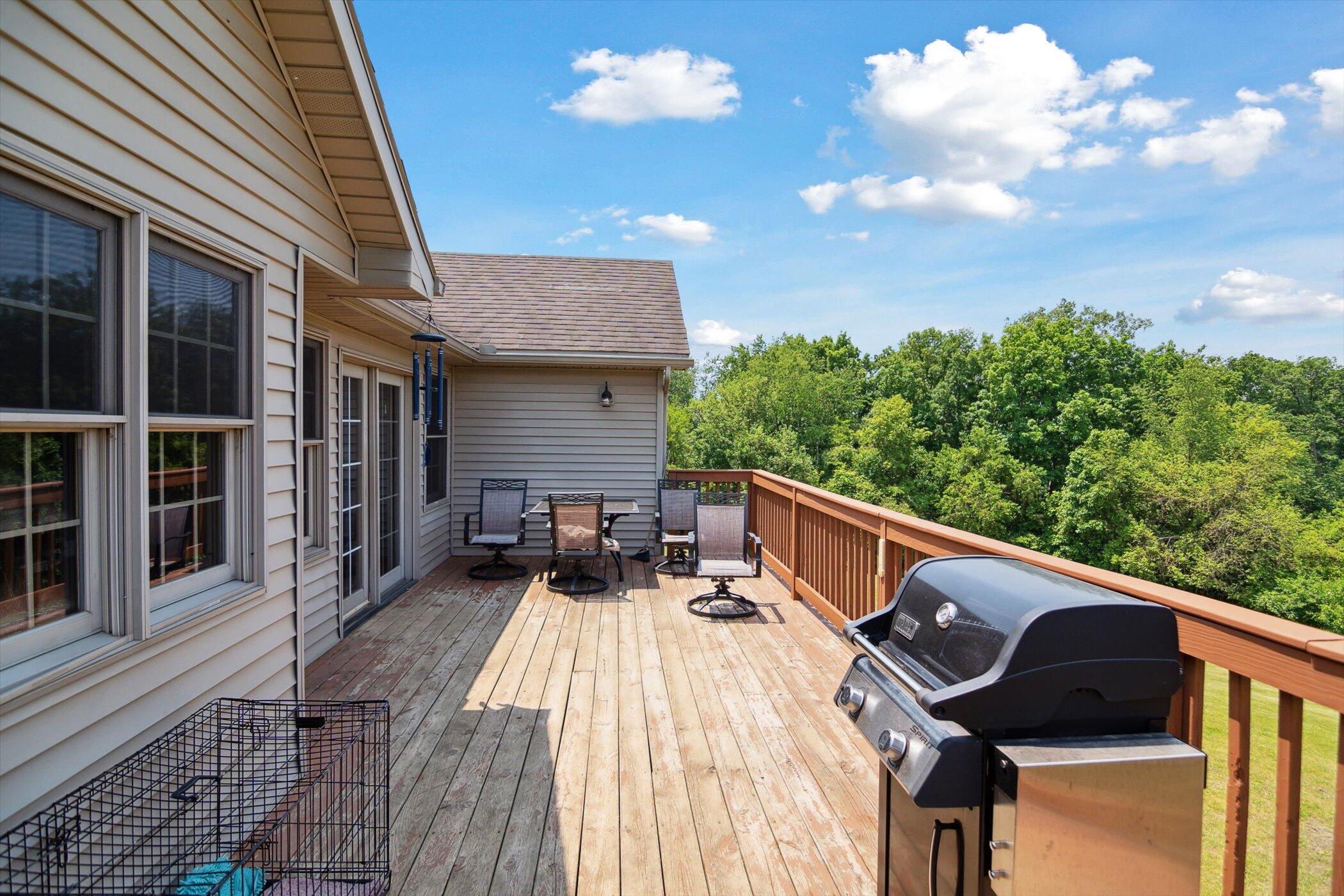 Hillsdale, Michigan, 49242, United States, 6 Bedrooms Bedrooms, ,4 BathroomsBathrooms,Residential,For Sale,1931789