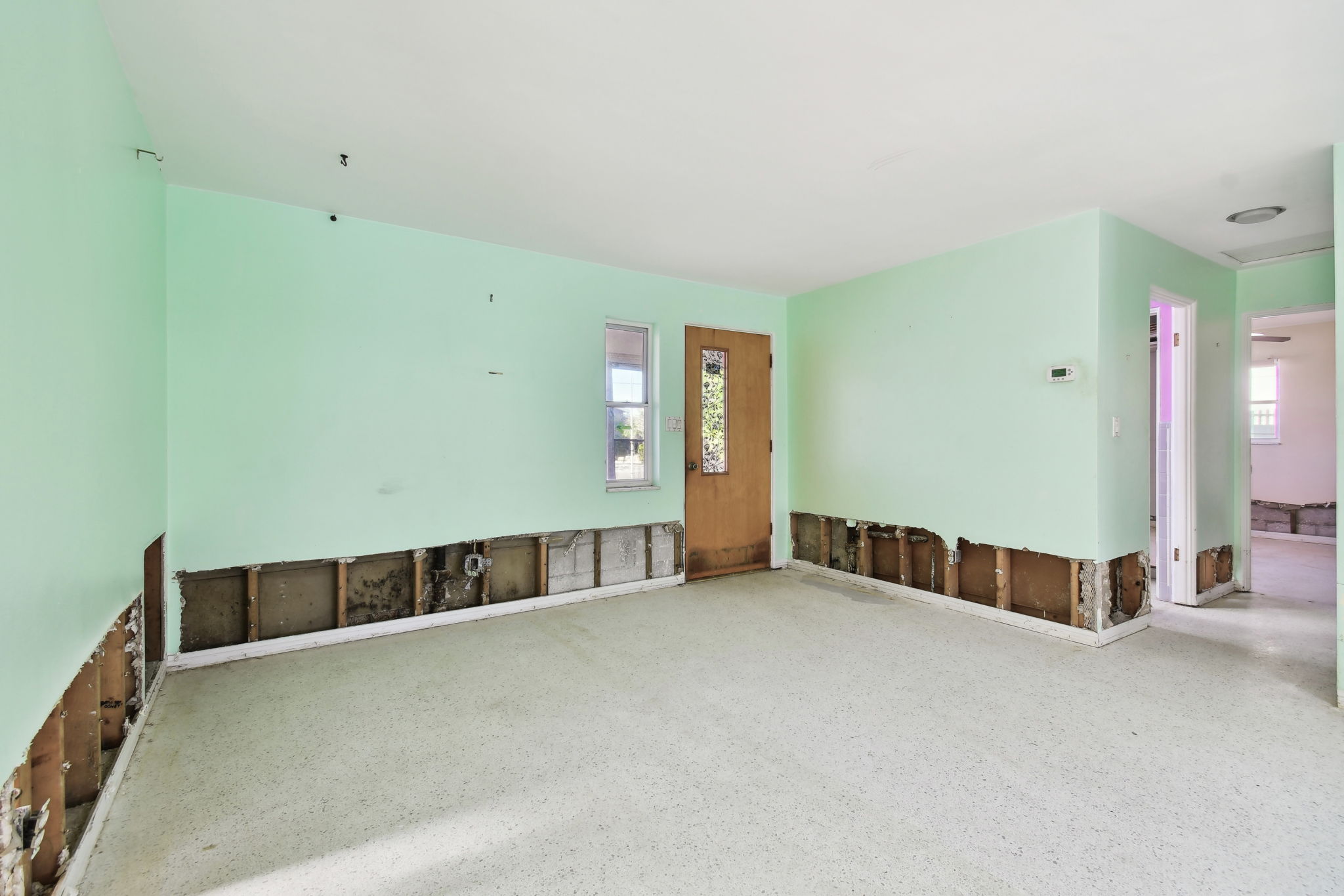 Madeira Beach, Florida, 33708, United States, 3 Bedrooms Bedrooms, ,2 BathroomsBathrooms,Residential,For Sale,1943278