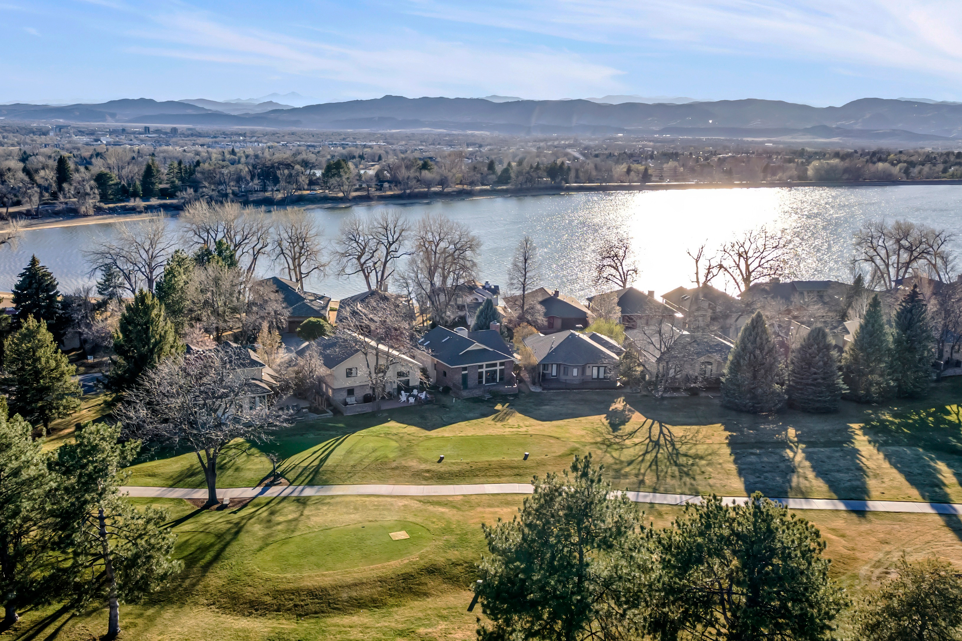  Cottonwood Pointe Home Tucked Along the 9th Fairway of Fort Collins Country Club - 物件實景