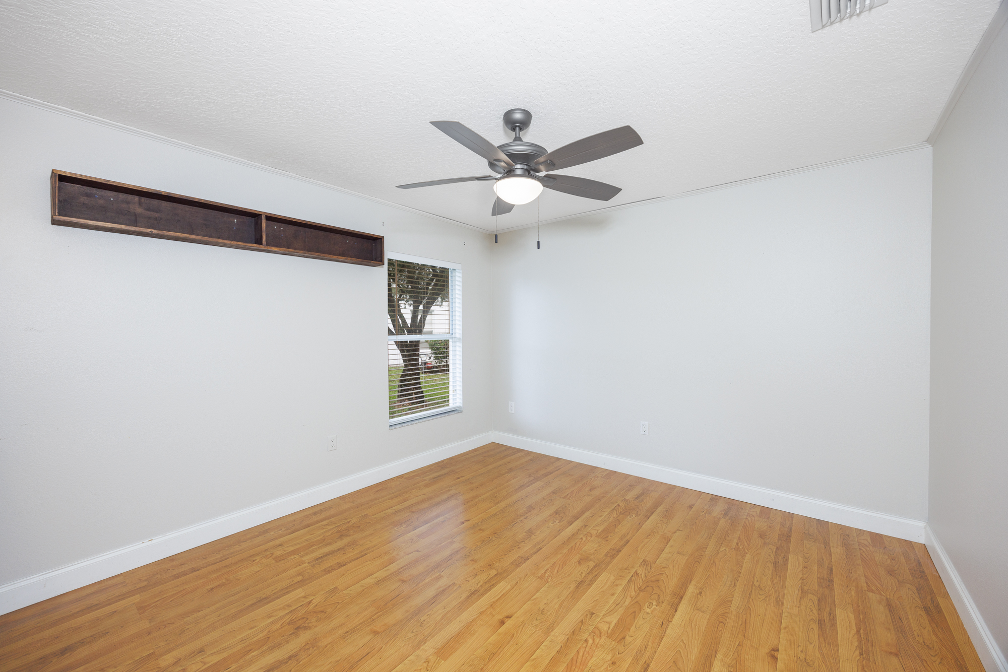 Tampa, Florida, 33647, United States, 4 Bedrooms Bedrooms, ,3 BathroomsBathrooms,Residential,For Sale,1982962