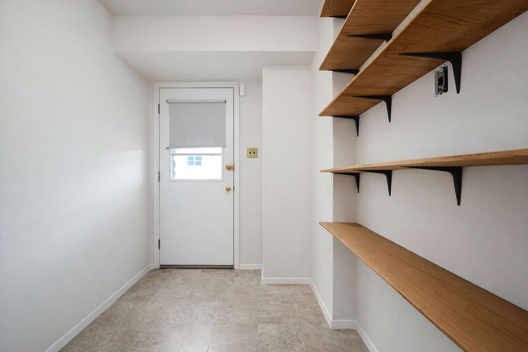  58 Kingsbridge Avenue, Bulls Head, NY 10314 - 物件實景