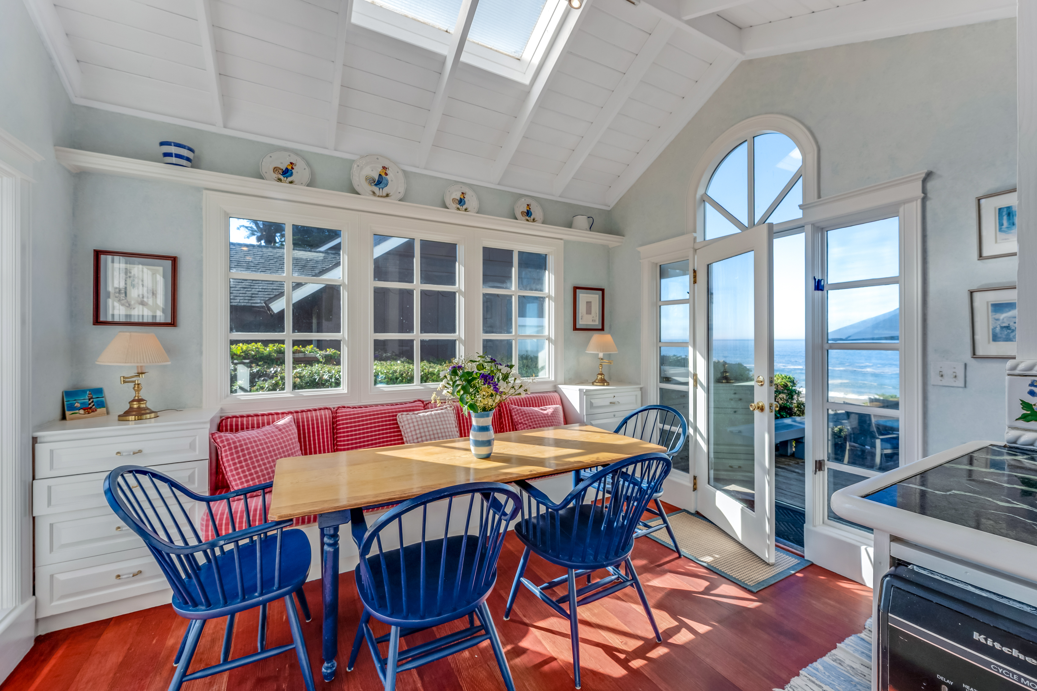 7141 Cliff Avenue, Bodega Bay, CA 94923 - 物件實景