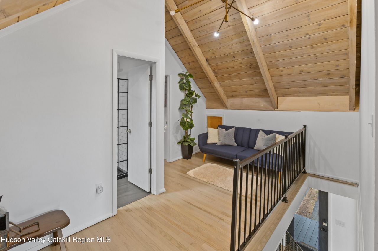 Denver, New York, 12421, United States, 4 Bedrooms Bedrooms, ,2 BathroomsBathrooms,Residential,For Sale,1890503