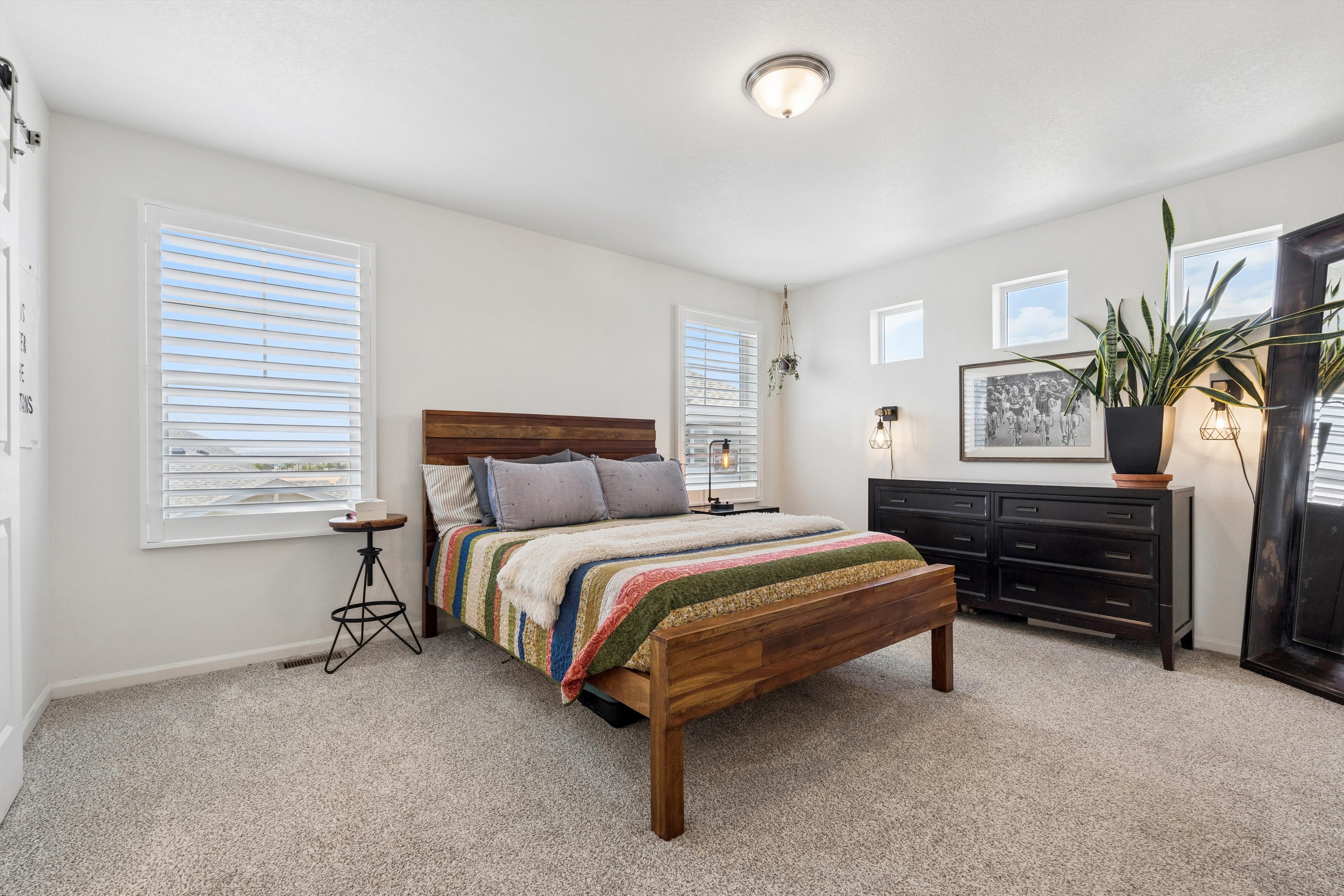  Highly Sought-after Volante Model Carriage House in Erie Highlands - 物件實景