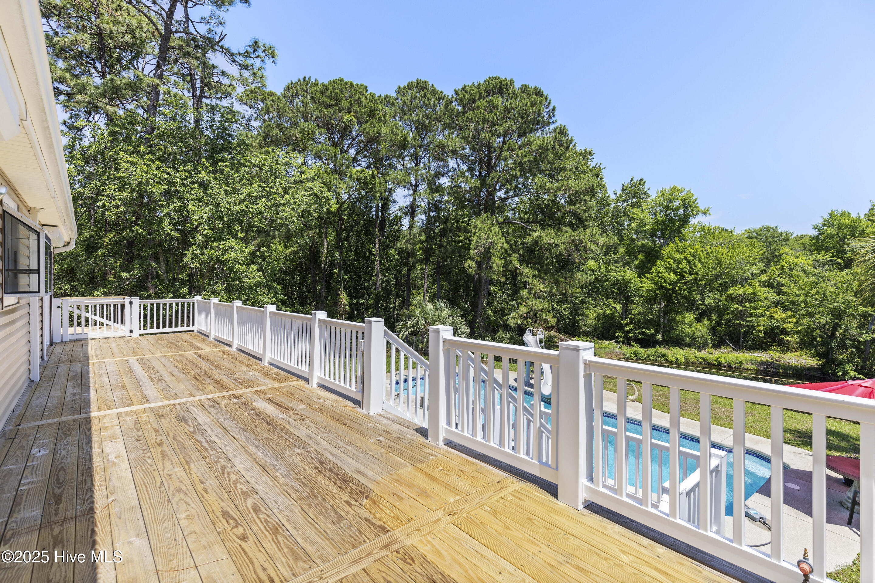 Southport, North Carolina, 28461, United States, 3 Bedrooms Bedrooms, ,4 BathroomsBathrooms,Residential,For Sale,1895633