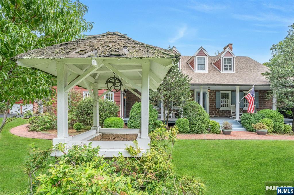Park Ridge, New Jersey, 07656, United States, 4 Bedrooms Bedrooms, ,3 BathroomsBathrooms,Residential,For Sale,1927365