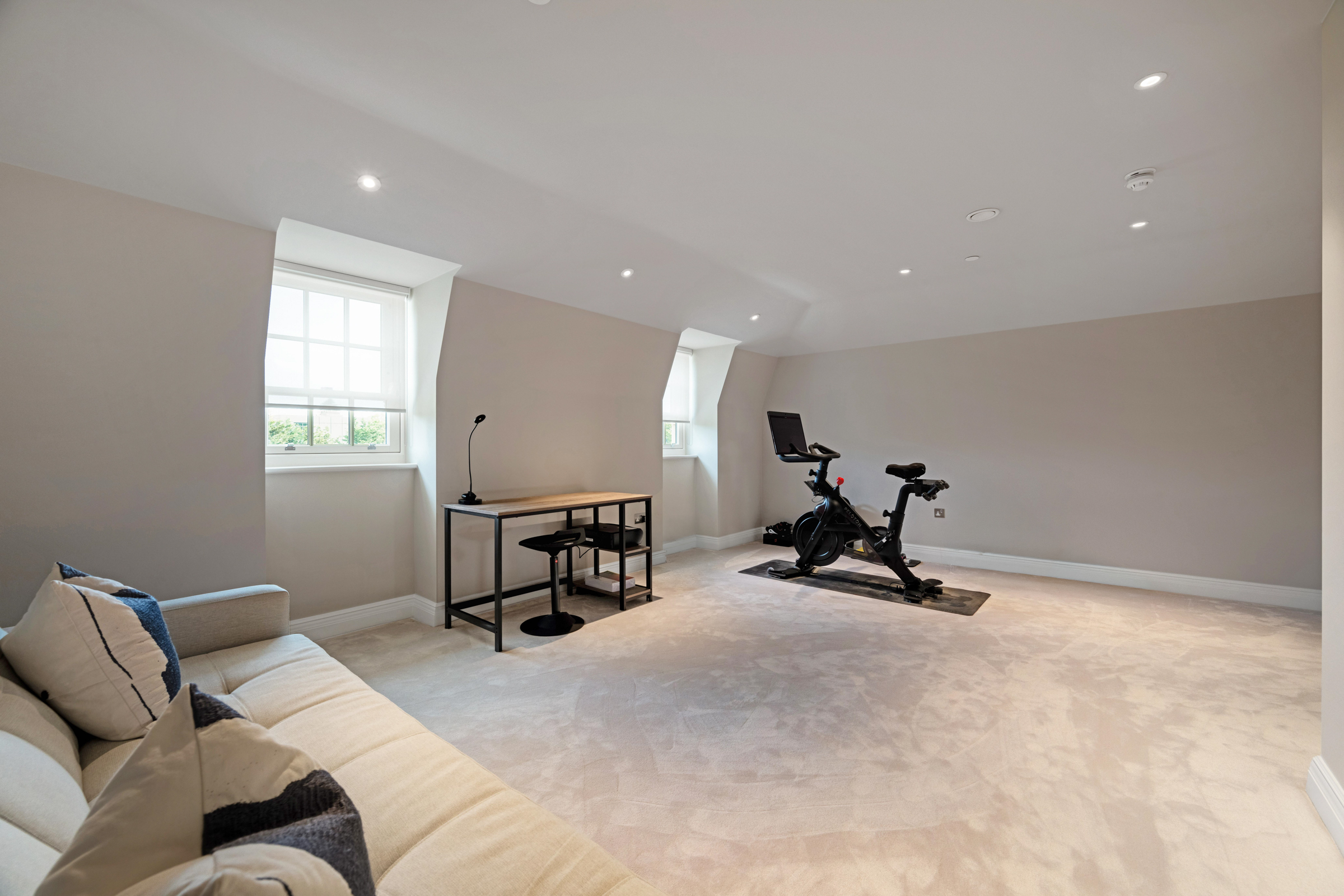  A Four-Bedroom House in the Prestigious Magna Carta Park - 物件實景