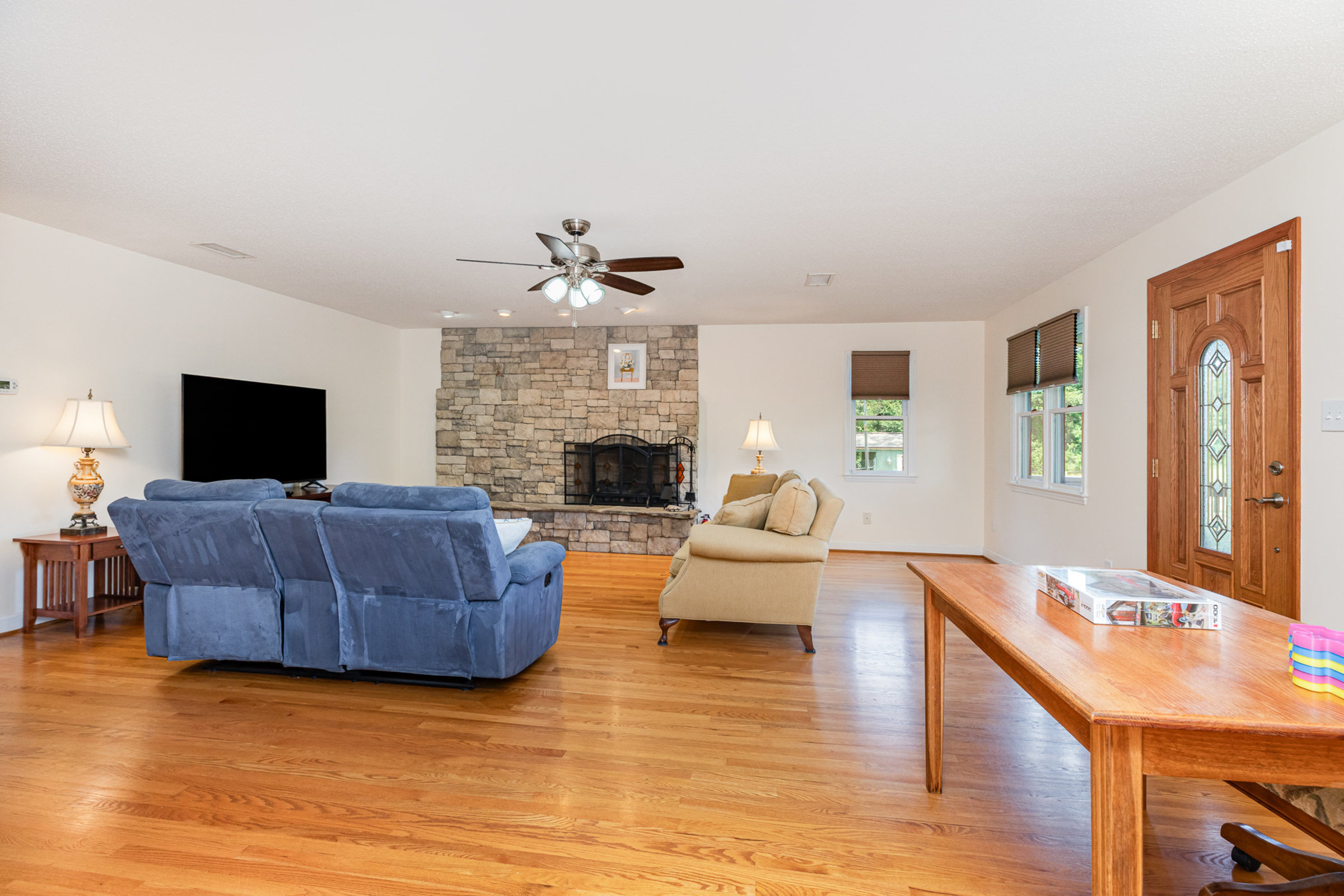 Troutman, North Carolina, 28166, United States, 2 Bedrooms Bedrooms, ,4 BathroomsBathrooms,Residential,For Sale,1900736