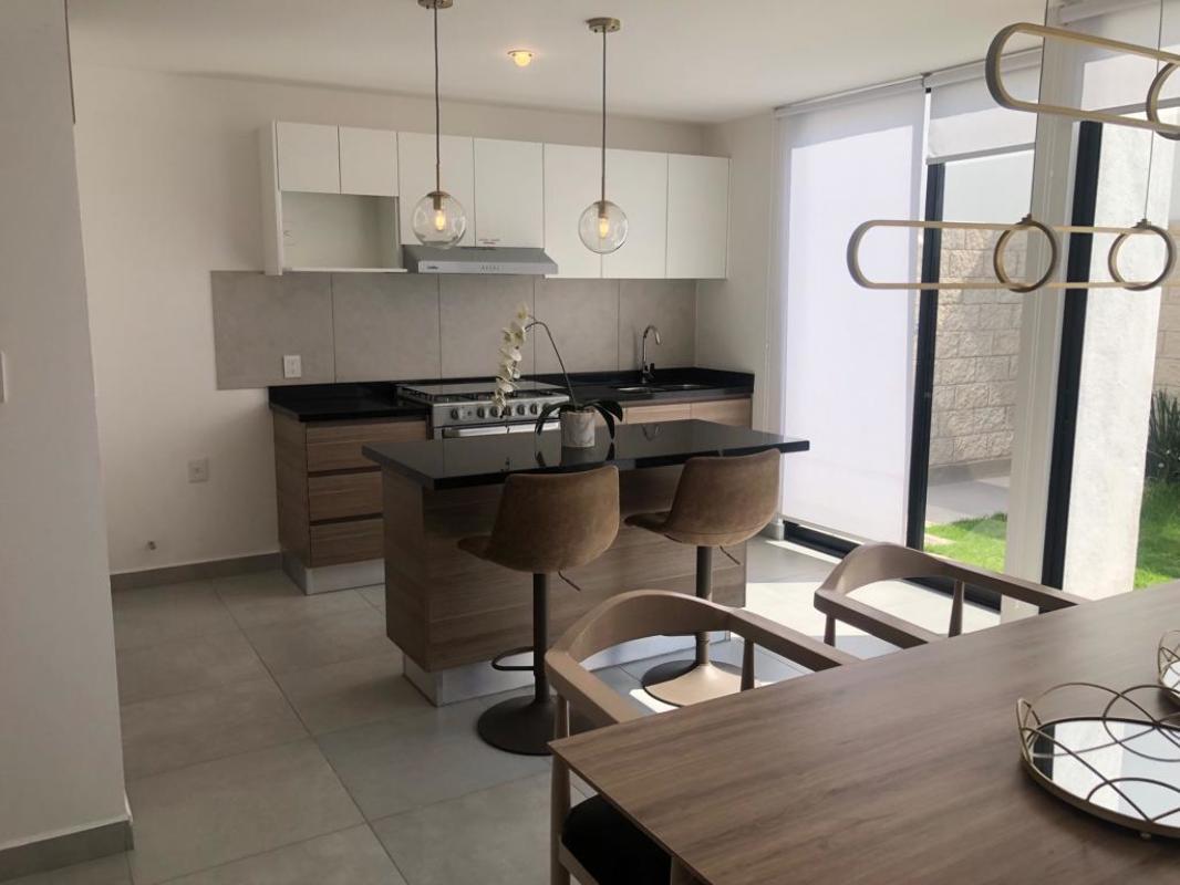 El Marqués, Querétaro, 76269, Mexico, 5 Bedrooms Bedrooms, ,4 BathroomsBathrooms,Residential,For Sale,1699127