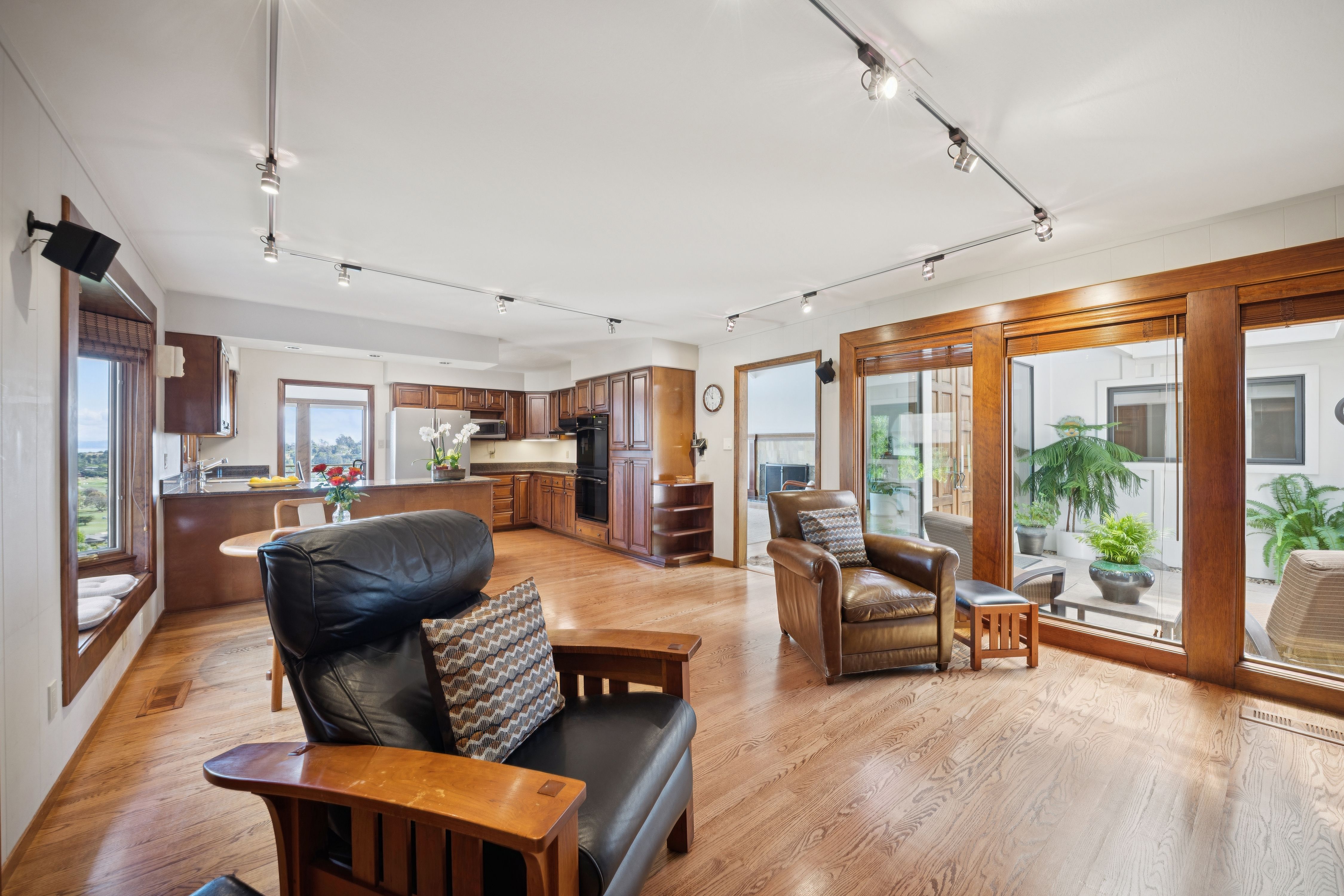  Peacock Gap View Home - 物件實景