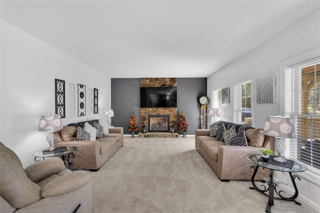 Green Twp, Pennsylvania, 15001, United States, 4 Bedrooms Bedrooms, ,4 BathroomsBathrooms,Residential,For Sale,1960549