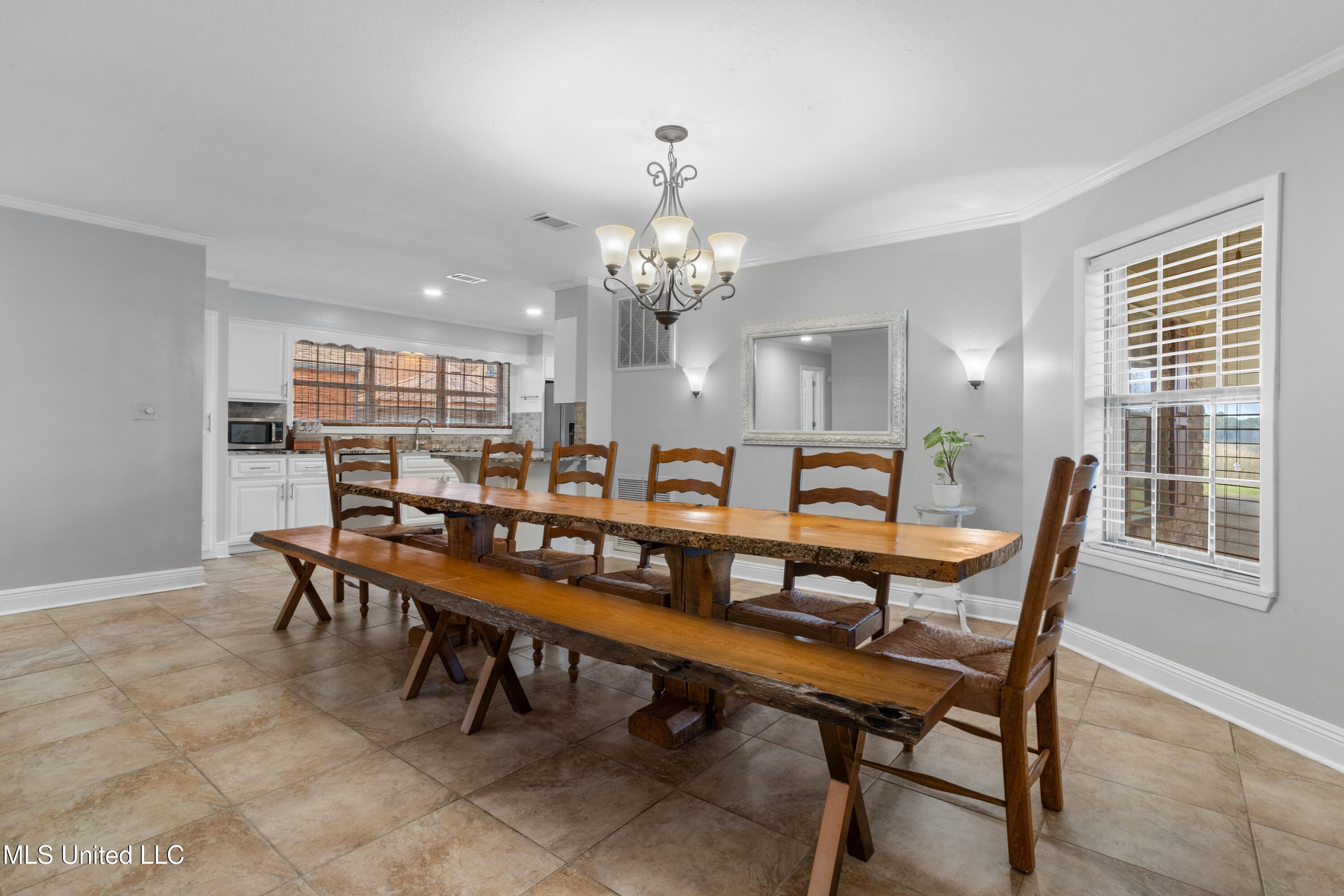 Gautier, Mississippi, 39553, United States, 4 Bedrooms Bedrooms, ,3 BathroomsBathrooms,Residential,For Sale,2003133