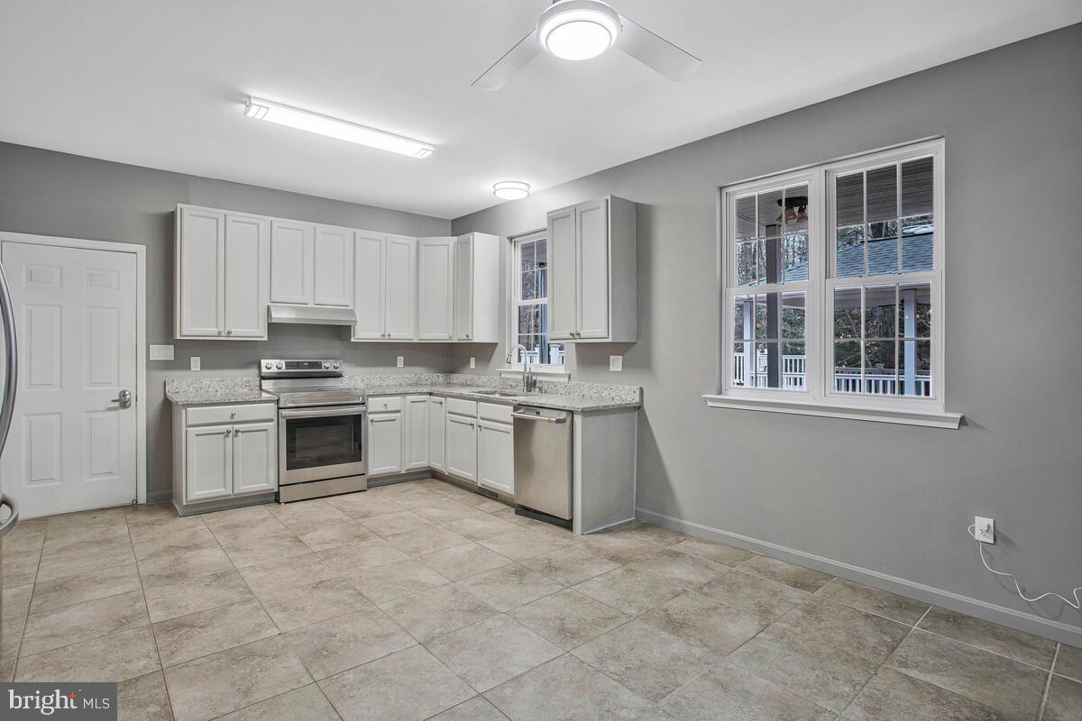 Port Republic, Maryland, 20676, United States, 5 Bedrooms Bedrooms, ,4 BathroomsBathrooms,Residential,For Sale,2005879