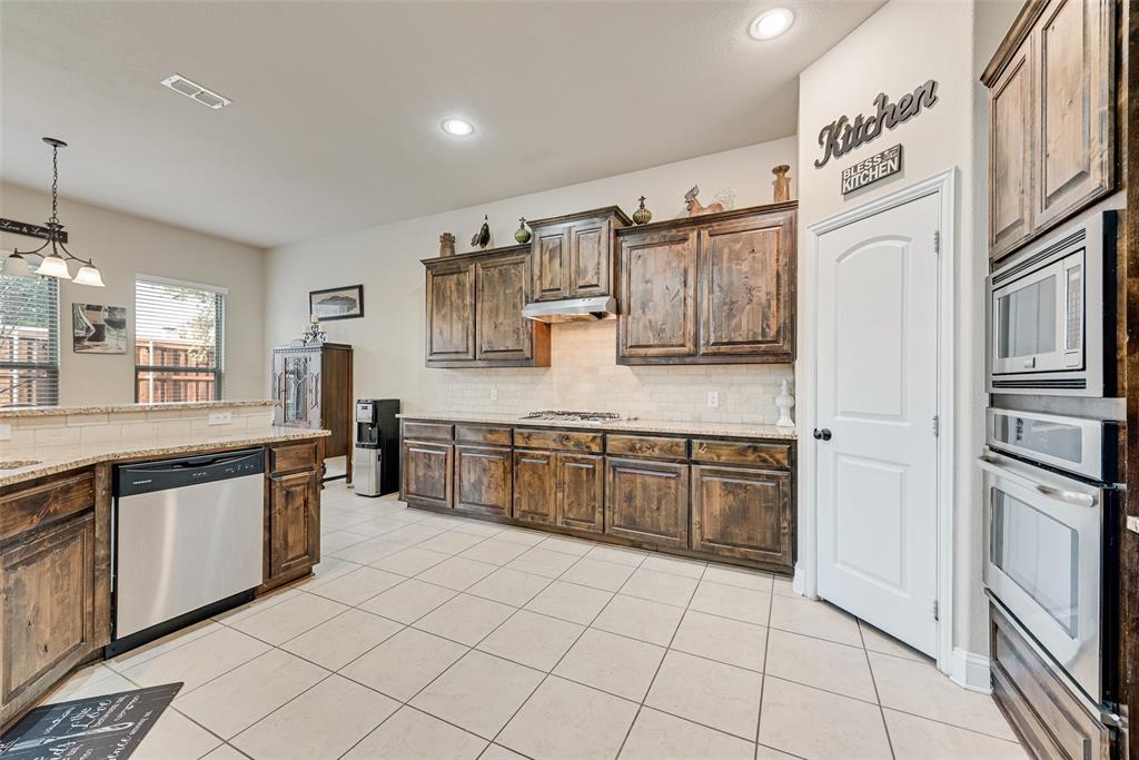 Rowlett, Texas, 75088, United States, 4 Bedrooms Bedrooms, ,3 BathroomsBathrooms,Residential,For Sale,1949742