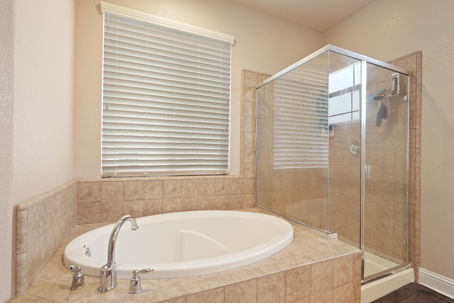 Valley Springs, California, 95252, United States, 3 Bedrooms Bedrooms, ,3 BathroomsBathrooms,Residential,For Sale,2005908