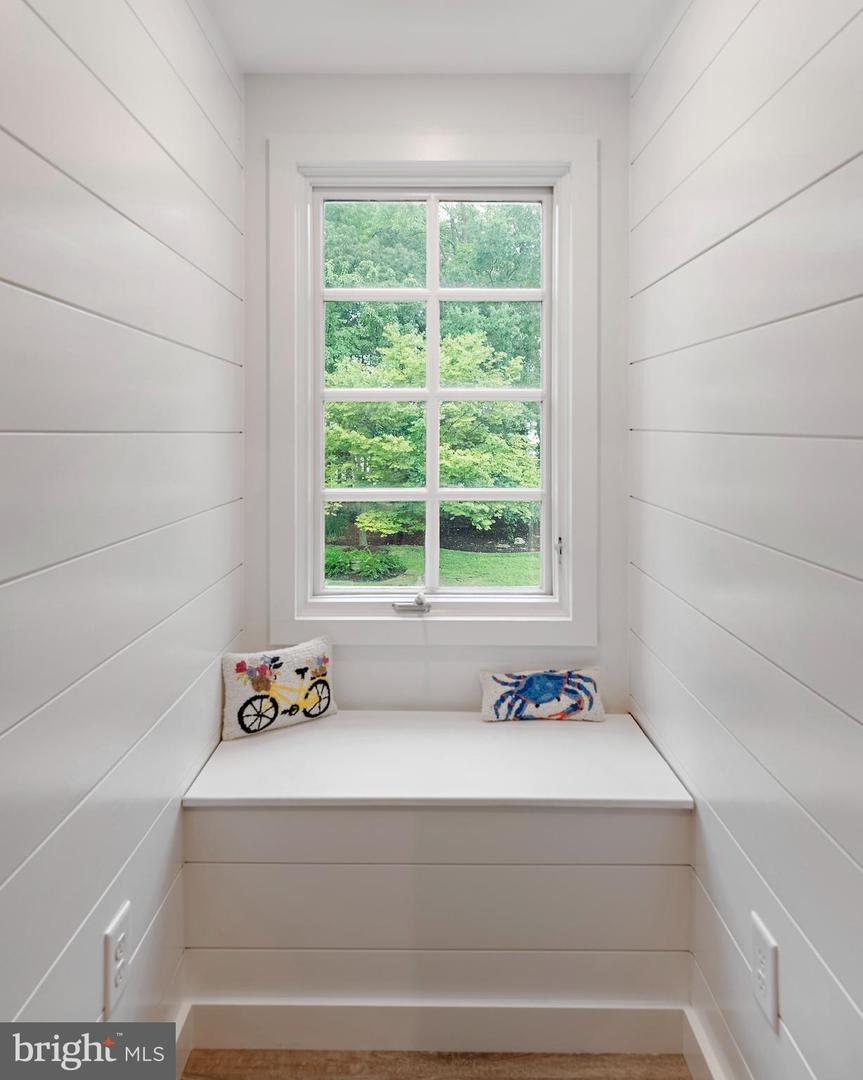 Annapolis, Maryland, 21403, United States, 4 Bedrooms Bedrooms, ,5 BathroomsBathrooms,Residential,For Sale,1927393