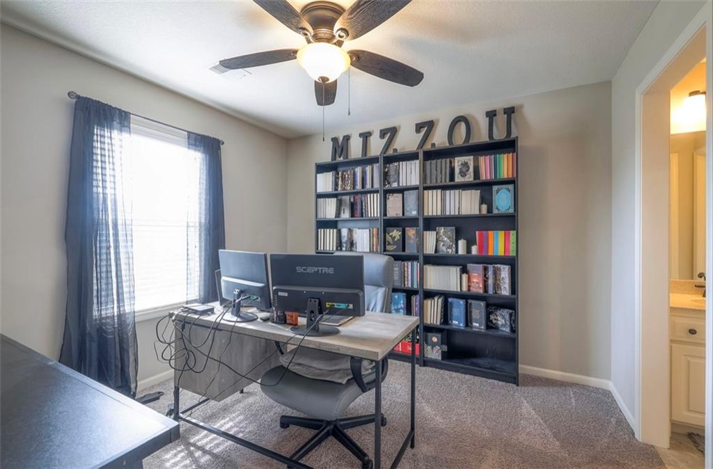 Olathe, Kansas, 66062, United States, 4 Bedrooms Bedrooms, ,4 BathroomsBathrooms,Residential,For Sale,1992047