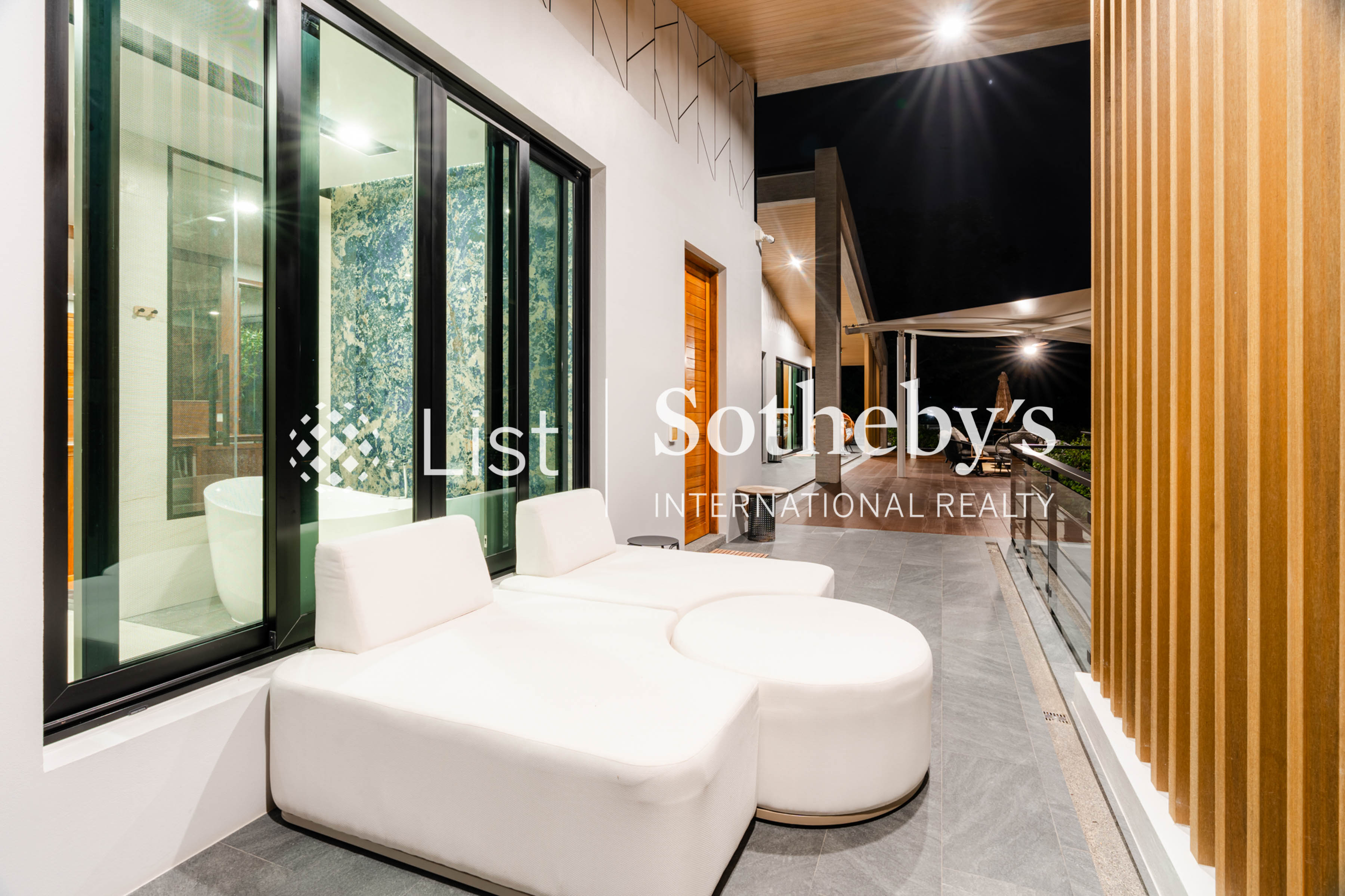  Nai Harn Baan Bua  Baan Project Komuth (Courtyard loft villa) - 物件實景
