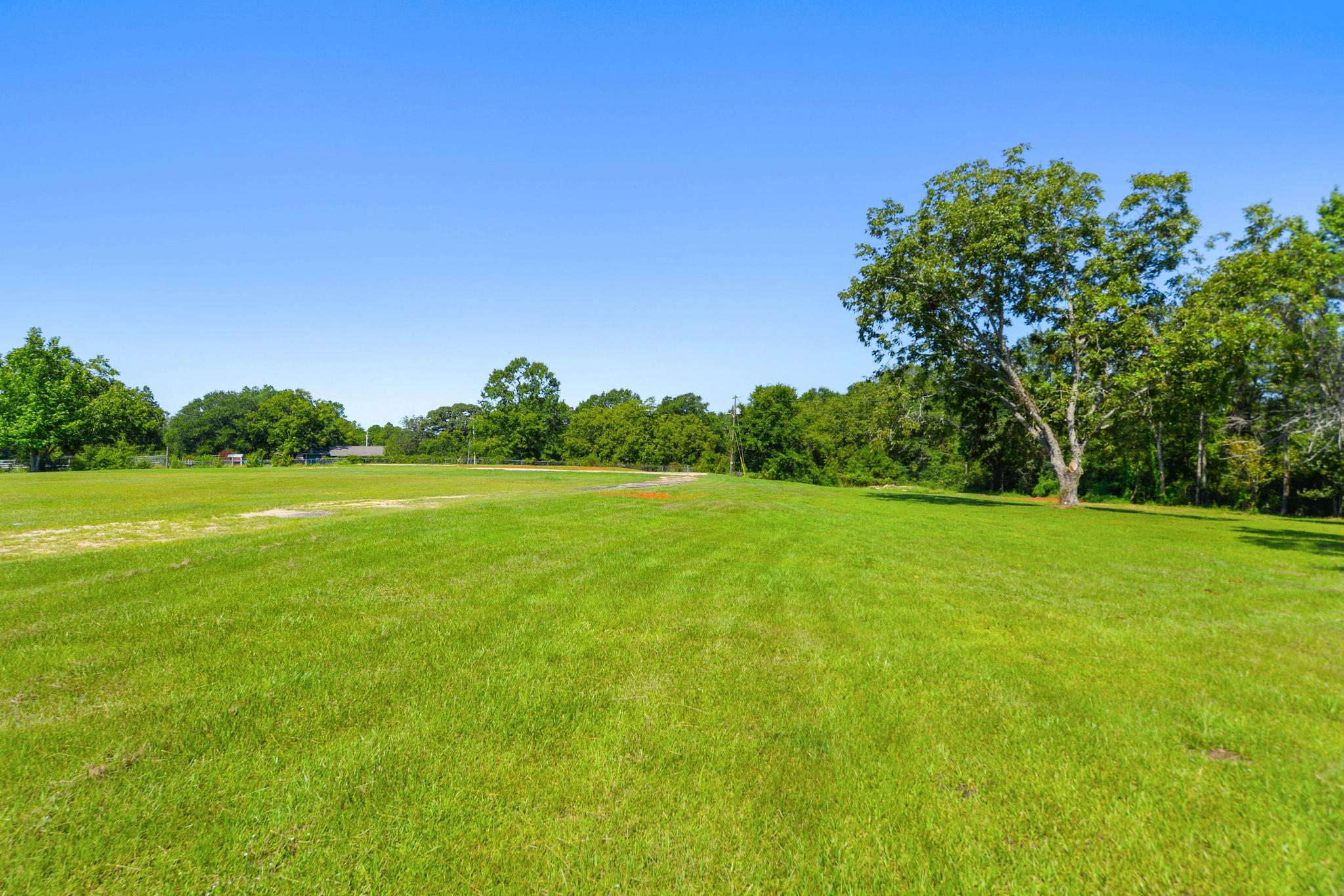 Lucedale, Mississippi, 39452, United States, ,1 BathroomBathrooms,Residential,For Sale,1950769