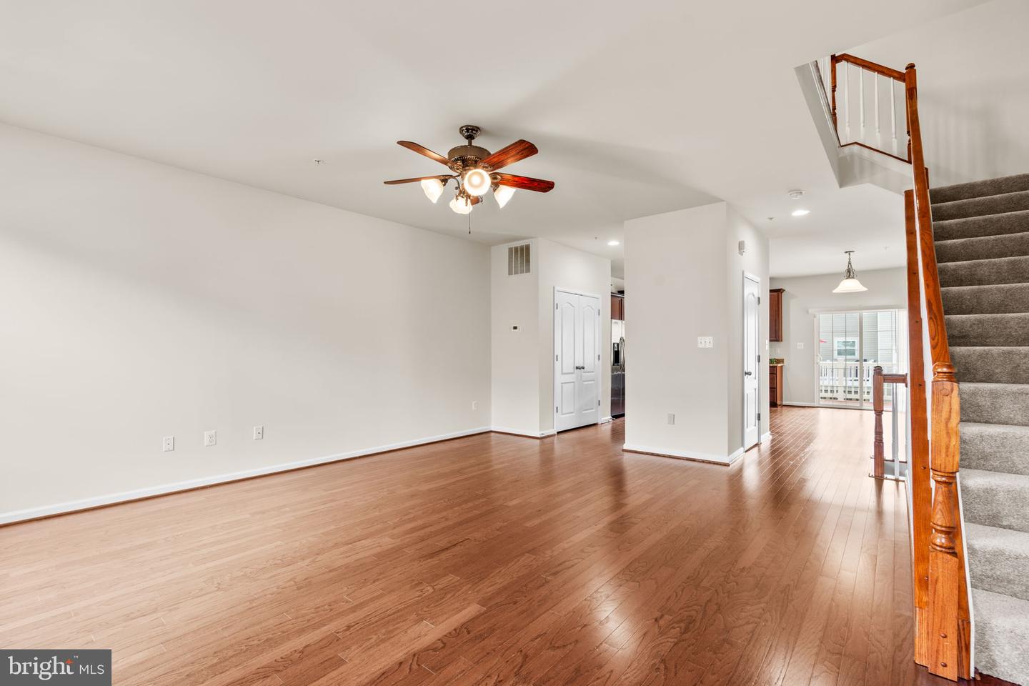 Elkridge, Maryland, 21075, United States, 4 Bedrooms Bedrooms, ,4 BathroomsBathrooms,Residential,For Sale,1940277