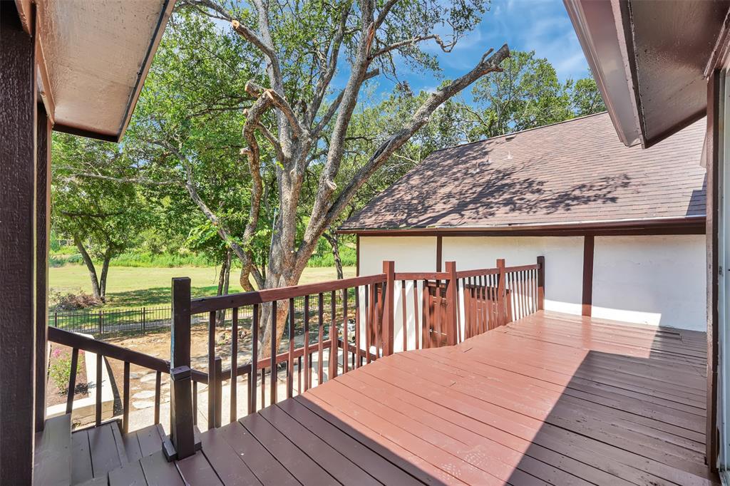 200 Silverleaf Drive, Fort Worth, Texas, 76112, United States, 5 Bedrooms Bedrooms, ,6 BathroomsBathrooms,Residential,For Sale,200 Silverleaf Drive,1618780
