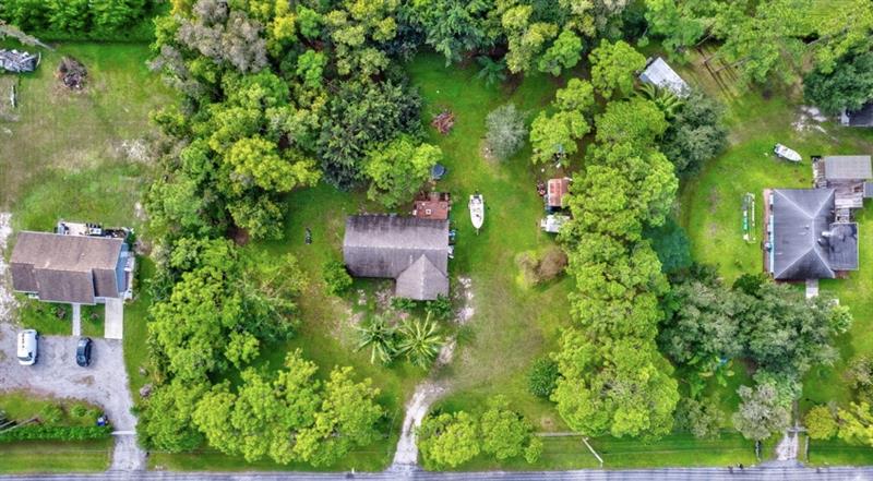 West Palm Beach, Florida, 33411, United States, 4 Bedrooms Bedrooms, ,2 BathroomsBathrooms,Residential,For Sale,1985075