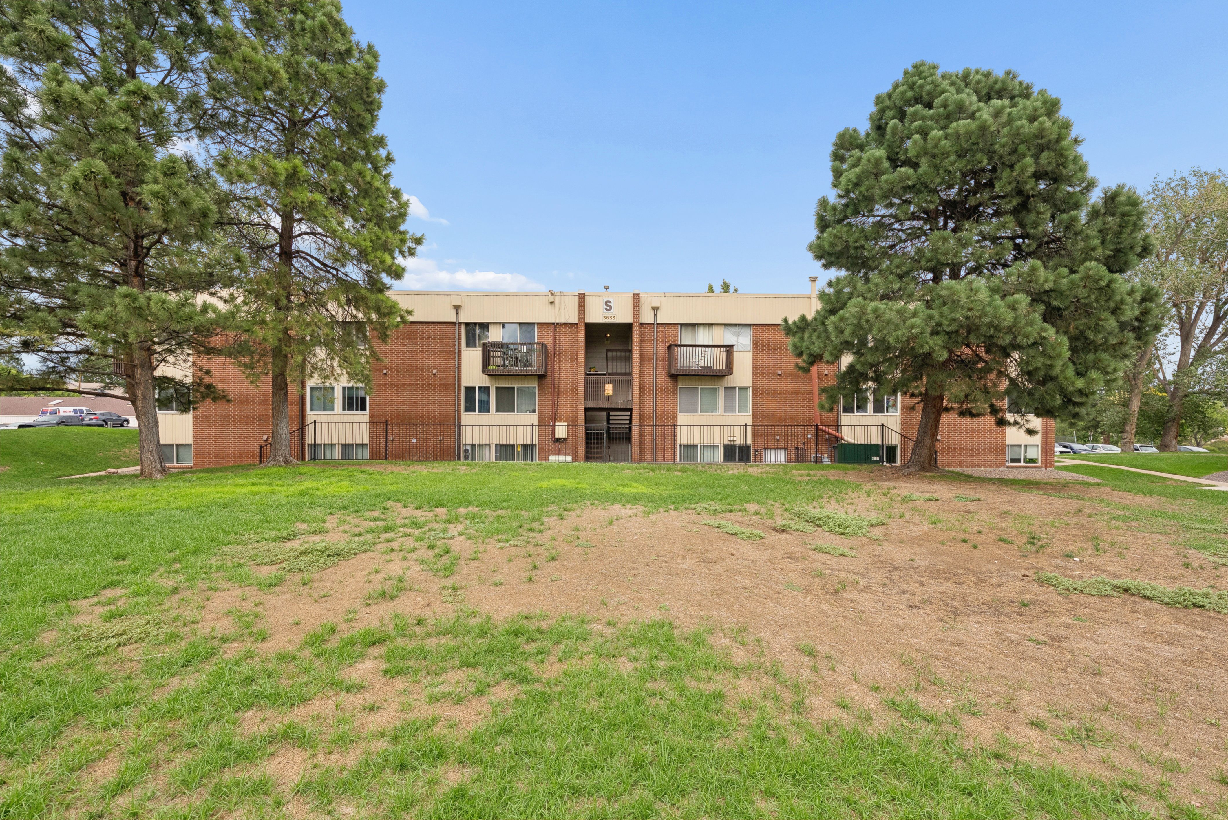  Fresh, Fully Remodeled & Move-In Ready - 物件實景