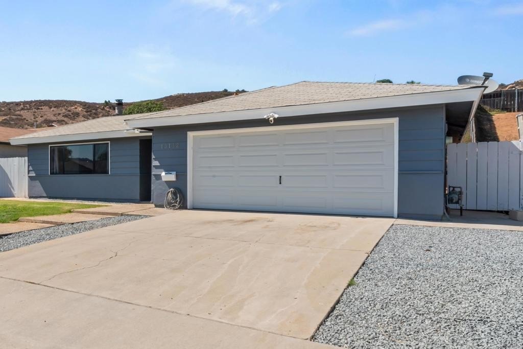 Lakeside, California, 92040, United States, 4 Bedrooms Bedrooms, ,2 BathroomsBathrooms,Residential,For Sale,1900967