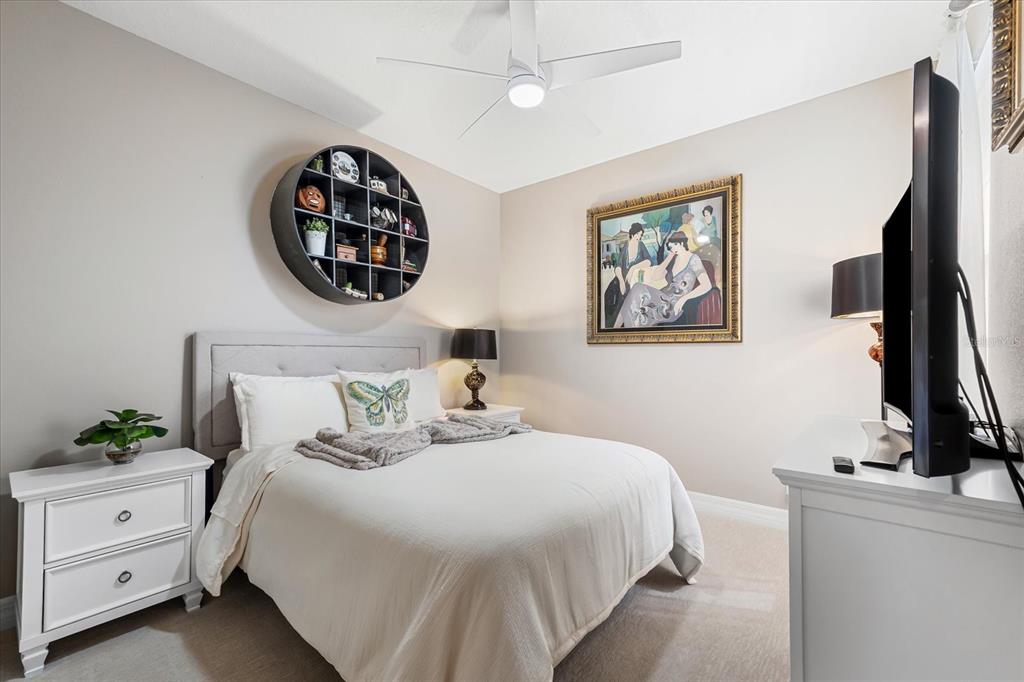 Bradenton, Florida, 34212, United States, 2 Bedrooms Bedrooms, ,2 BathroomsBathrooms,Residential,For Sale,1916954