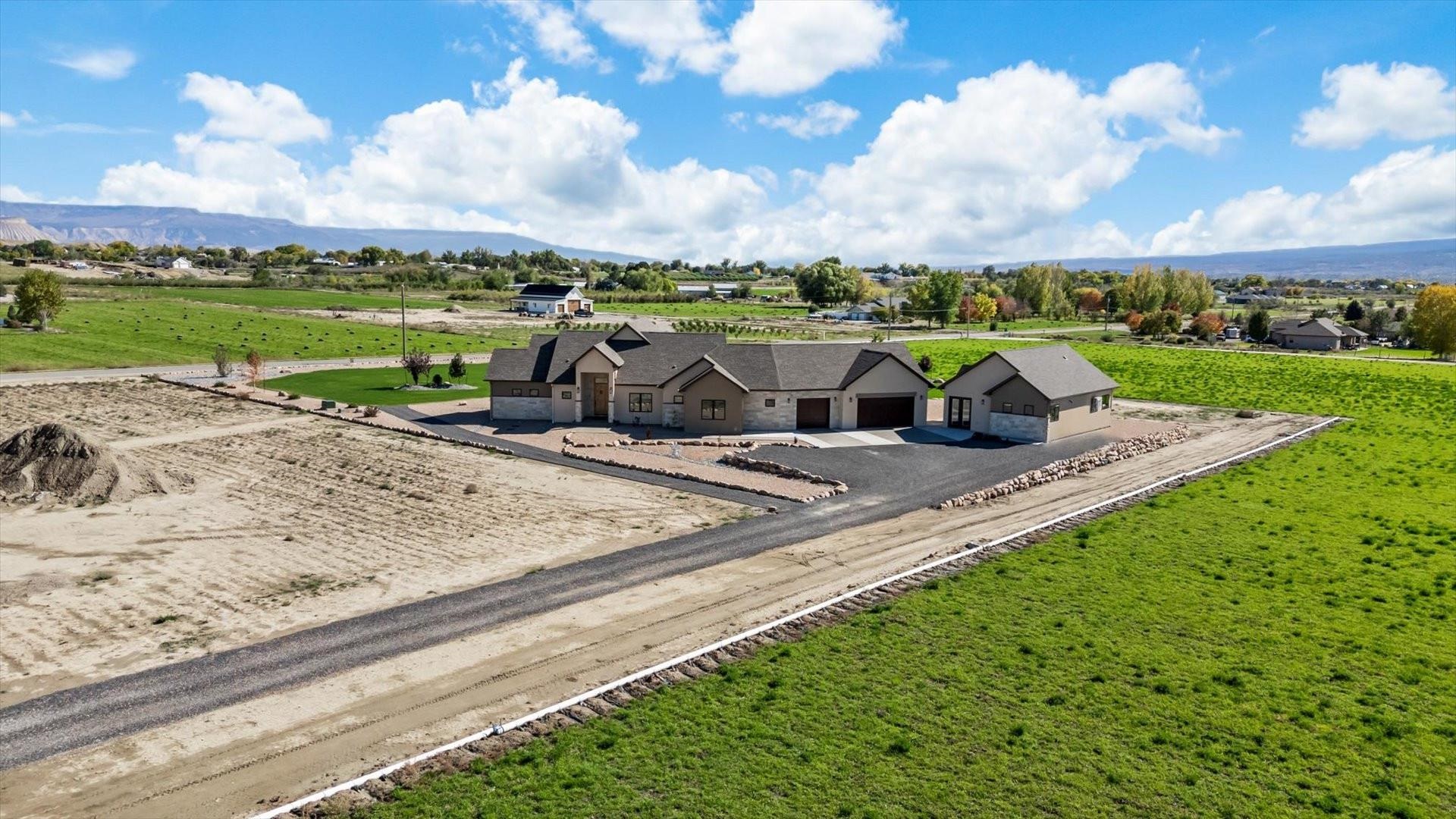 Grand Junction, Colorado, 81505, United States, 3 Bedrooms Bedrooms, ,3 BathroomsBathrooms,Residential,For Sale,1991667