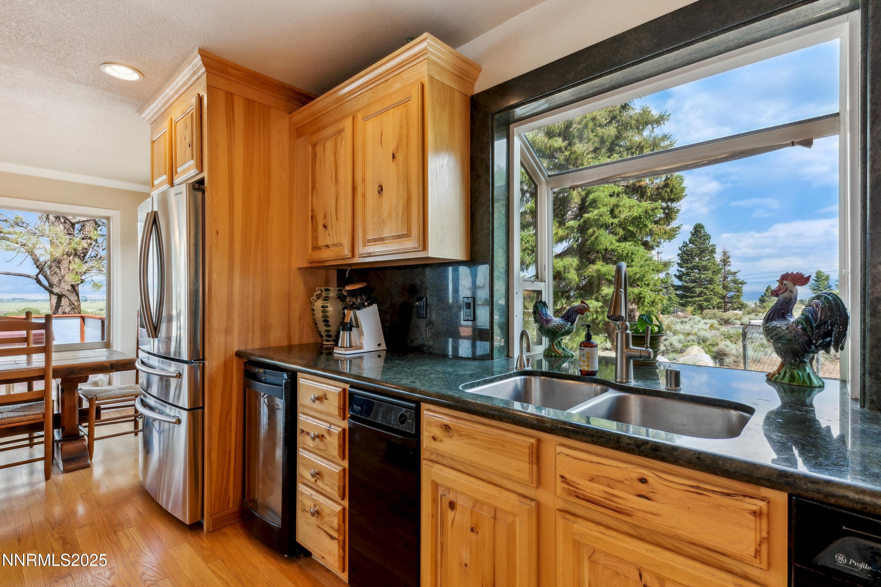 Gardnerville, Nevada, 89460, United States, 3 Bedrooms Bedrooms, ,3 BathroomsBathrooms,Residential,For Sale,1850298