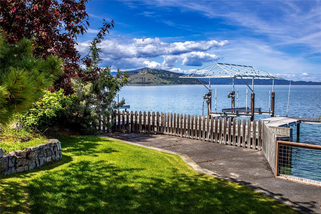 Polson, Montana, 59860, United States, 4 Bedrooms Bedrooms, ,4 BathroomsBathrooms,Residential,For Sale,1984394