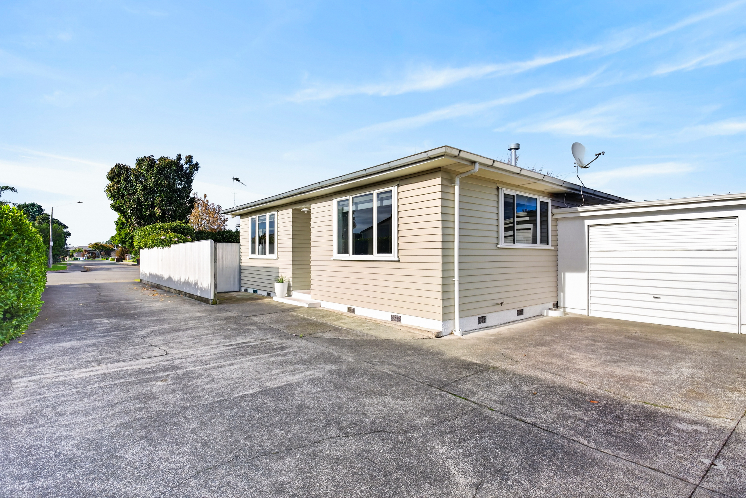  Warm, Modernised Home in a Sought After Area - 物件實景