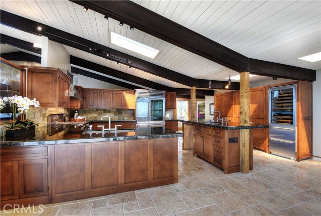 San Clemente, California, 92672, United States, 5 Bedrooms Bedrooms, ,4 BathroomsBathrooms,Residential,For Sale,1864350