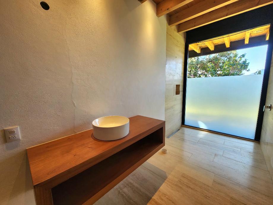 Valle de Bravo, Estado de México, 51200, Mexico, 4 Bedrooms Bedrooms, ,4 BathroomsBathrooms,Residential,For Sale,1722310